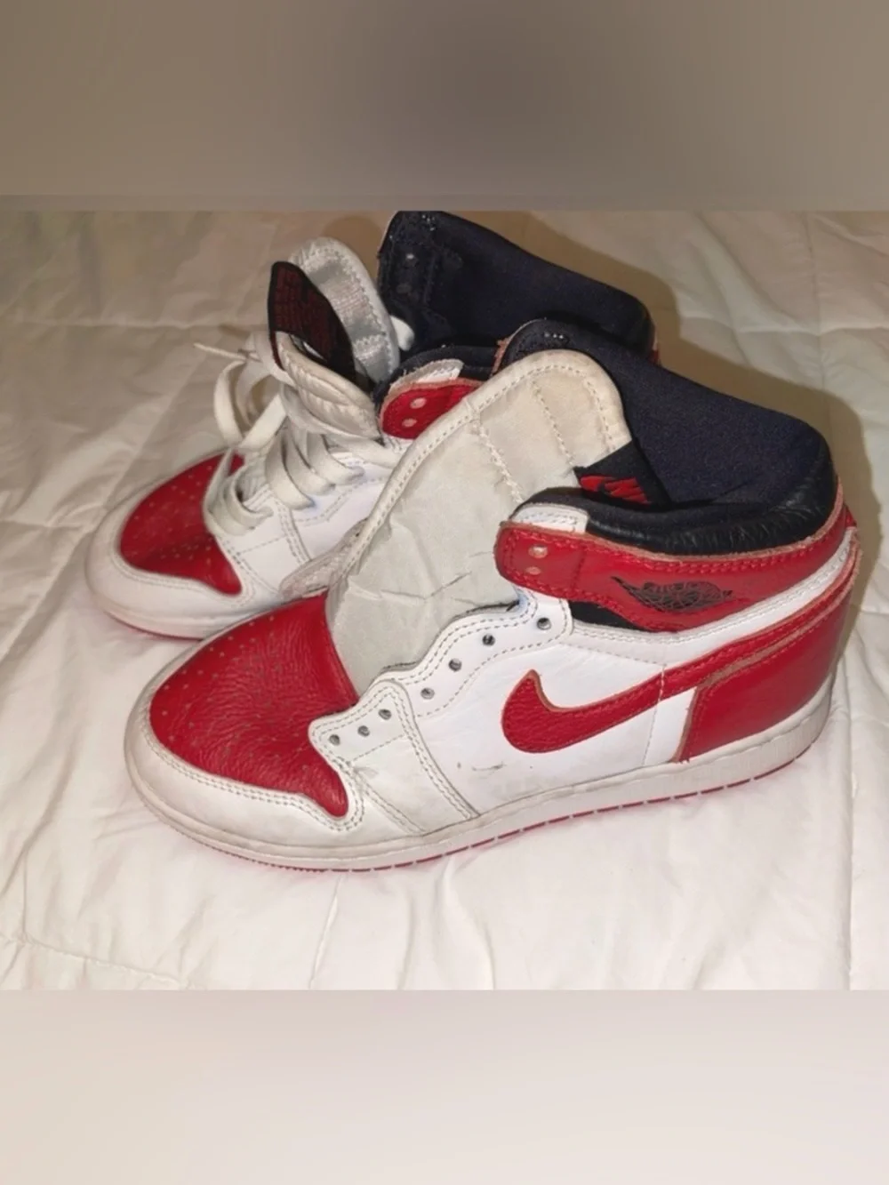 Kids Red and White Nike Sneakers 5Y
